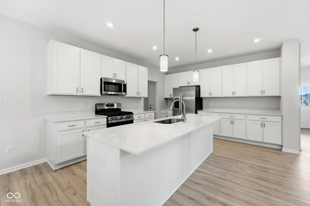7216 Jackson Drive Cumberland, IN 46229