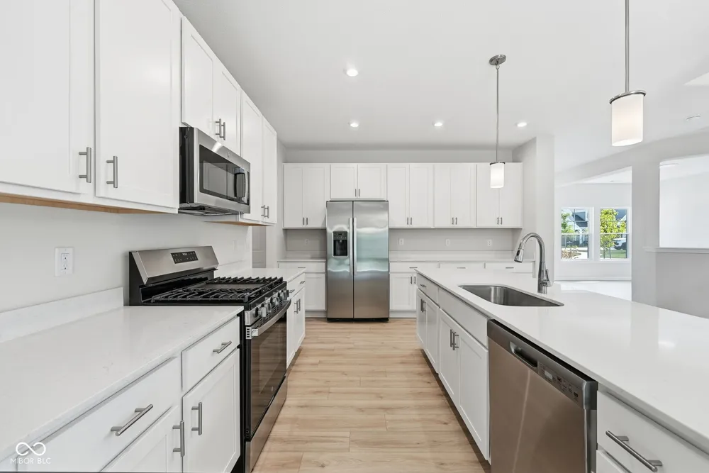 7216 Jackson Drive Cumberland, IN 46229