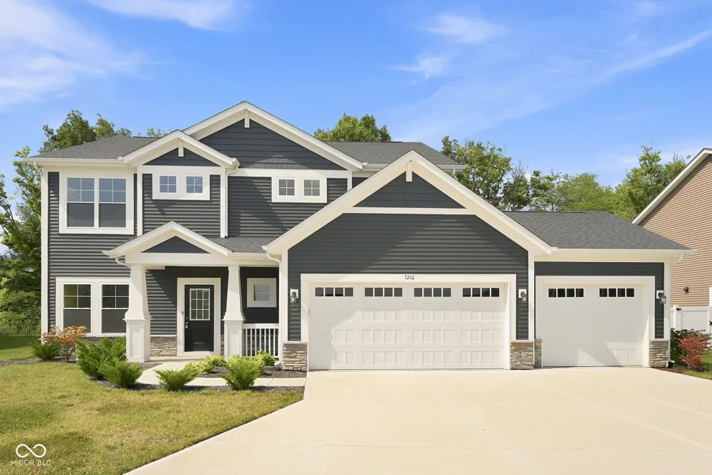 7216 Jackson Drive Cumberland, IN 46229