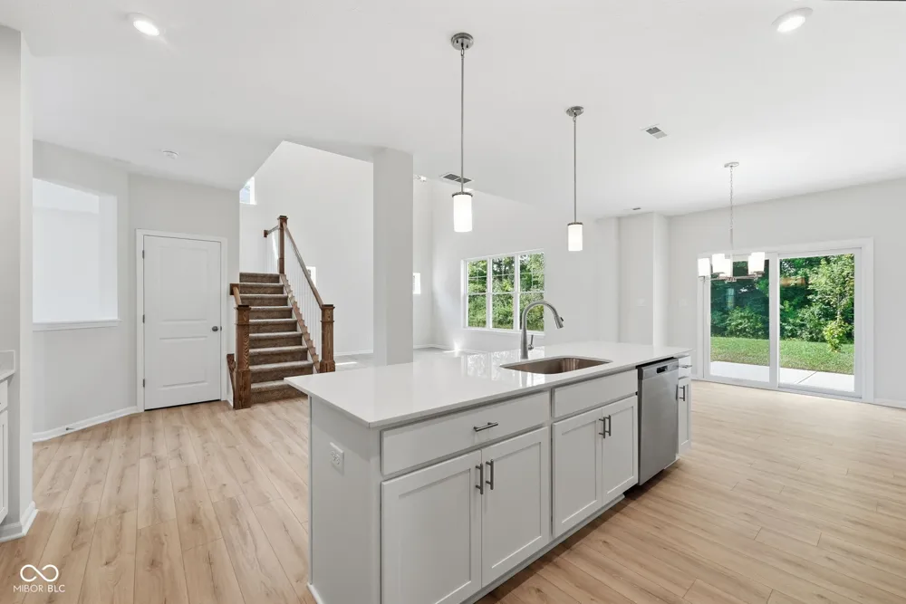 7216 Jackson Drive Cumberland, IN 46229