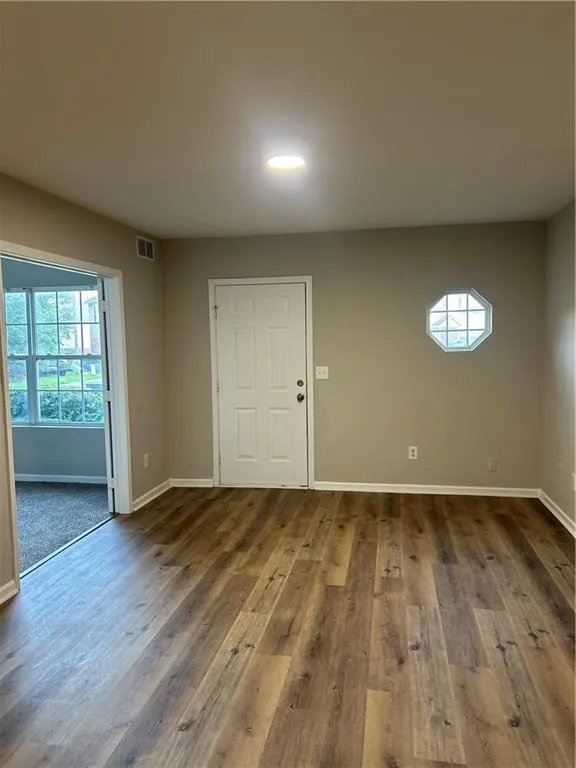 941 Old Mill Point #B Monroe, GA 30655