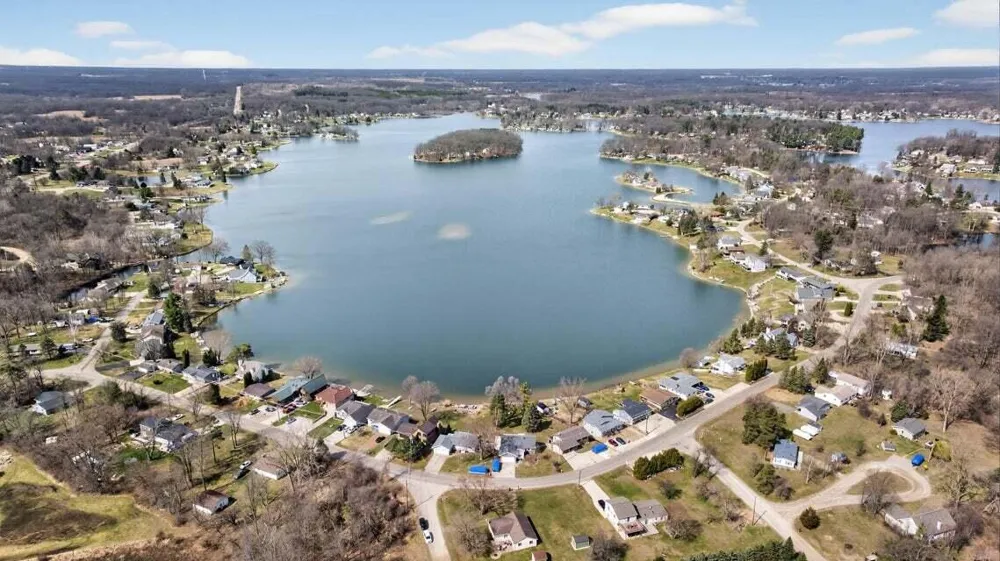10790 Waldron Road Jerome, MI 49249