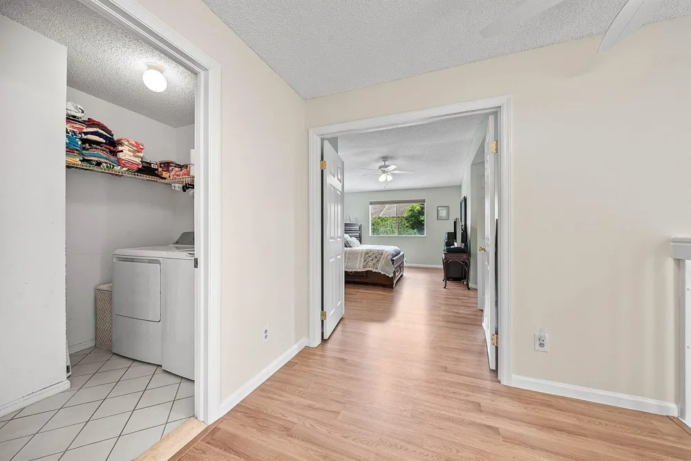 6757 Via Regina Boca Raton, FL 33433