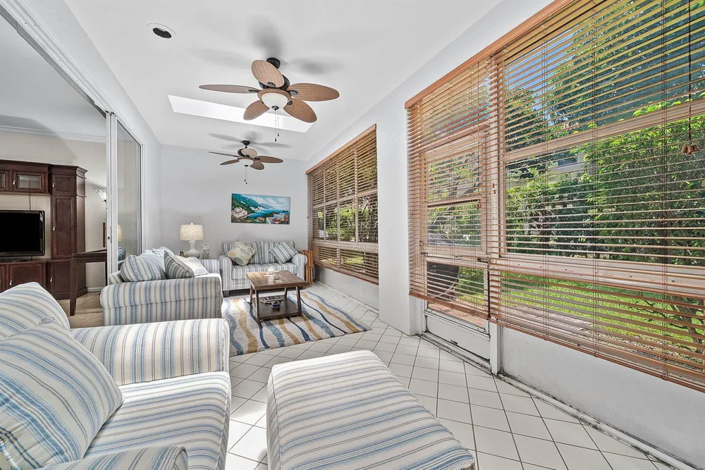 6757 Via Regina Boca Raton, FL 33433