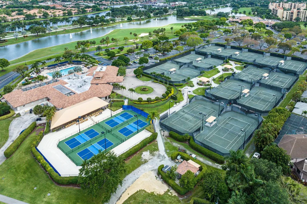 6757 Via Regina Boca Raton, FL 33433