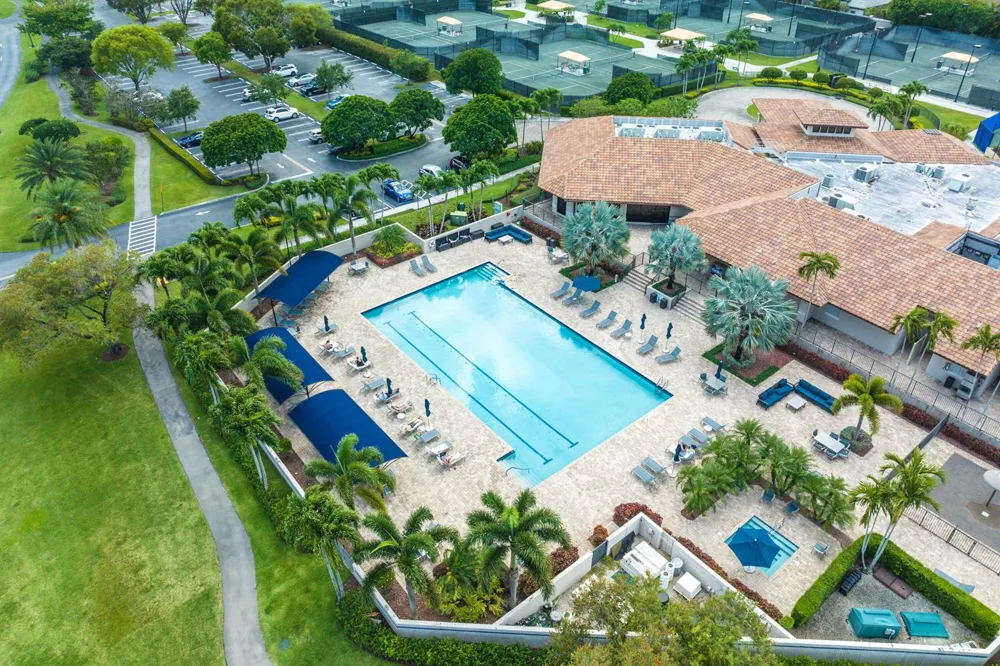 6757 Via Regina Boca Raton, FL 33433