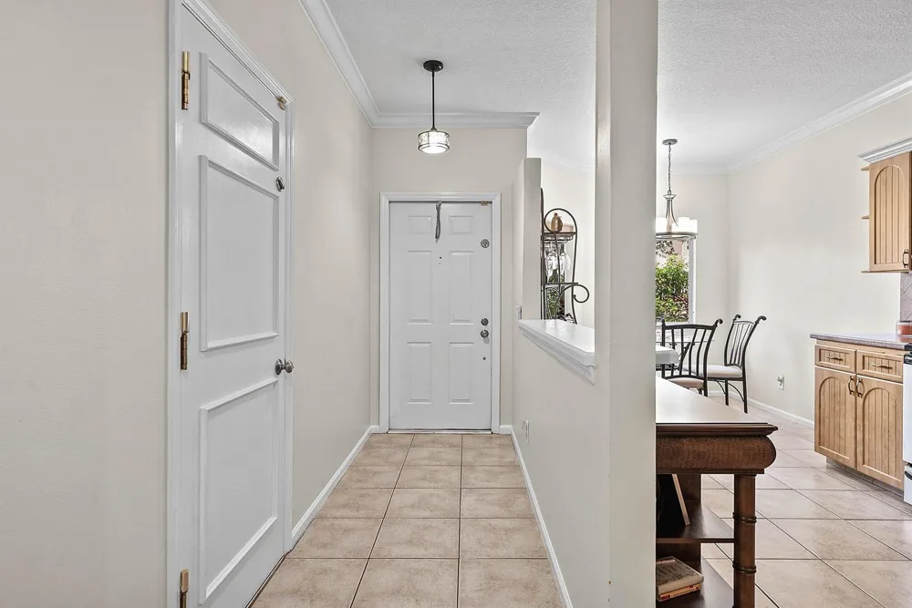 6757 Via Regina Boca Raton, FL 33433
