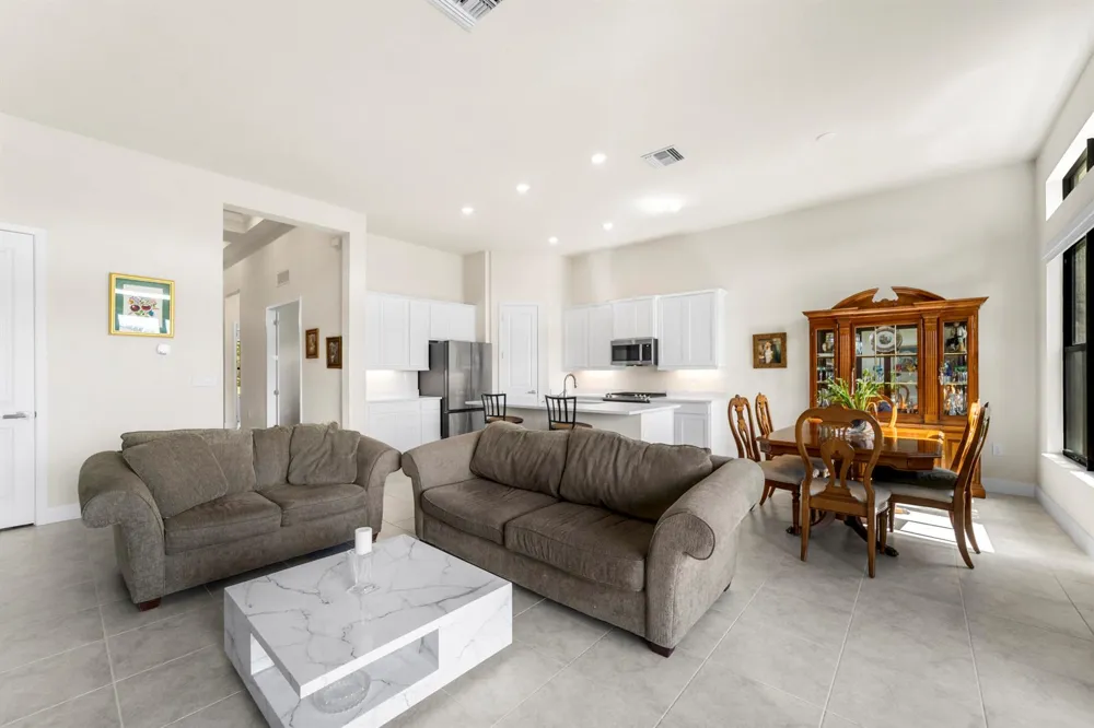 8098 LIBERTY WAY Parkland, FL 33067