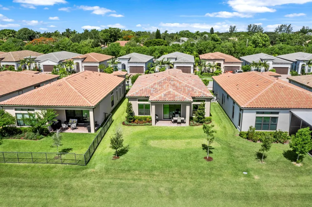 8098 LIBERTY WAY Parkland, FL 33067