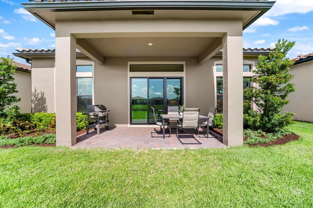 8098 LIBERTY WAY Parkland, FL 33067