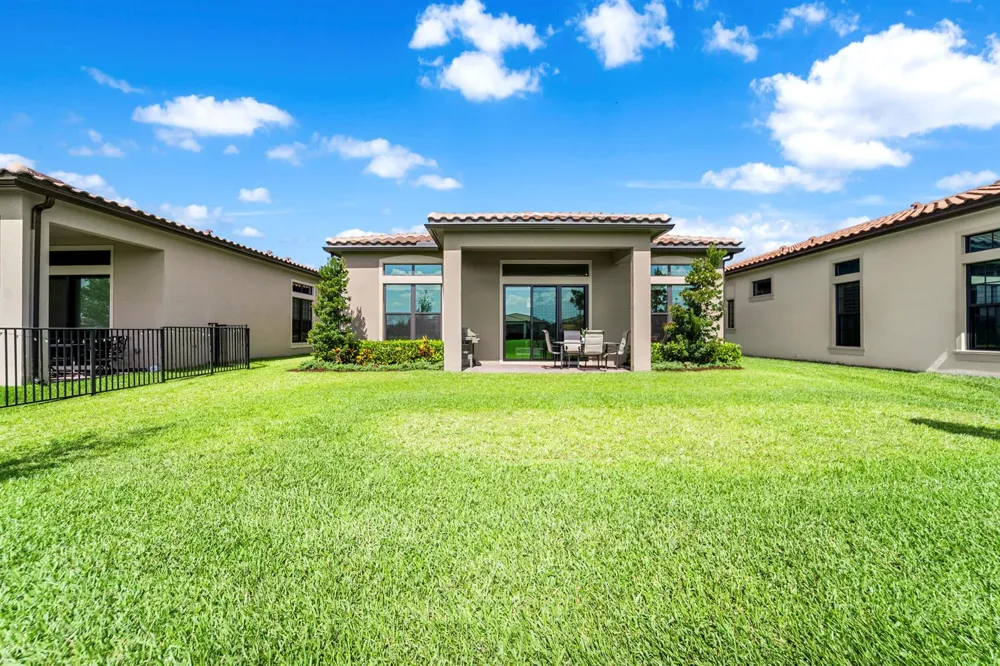 8098 LIBERTY WAY Parkland, FL 33067