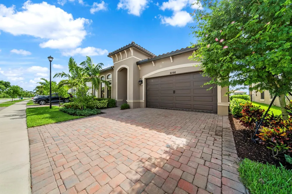 8098 LIBERTY WAY Parkland, FL 33067