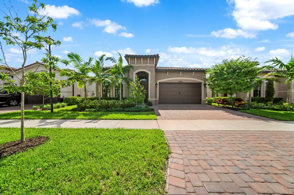 8098 LIBERTY WAY Parkland, FL 33067