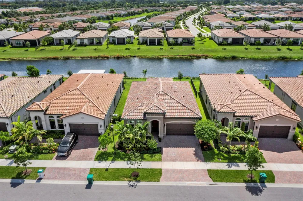 8098 LIBERTY WAY Parkland, FL 33067