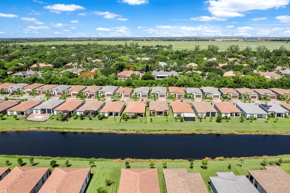 8098 LIBERTY WAY Parkland, FL 33067