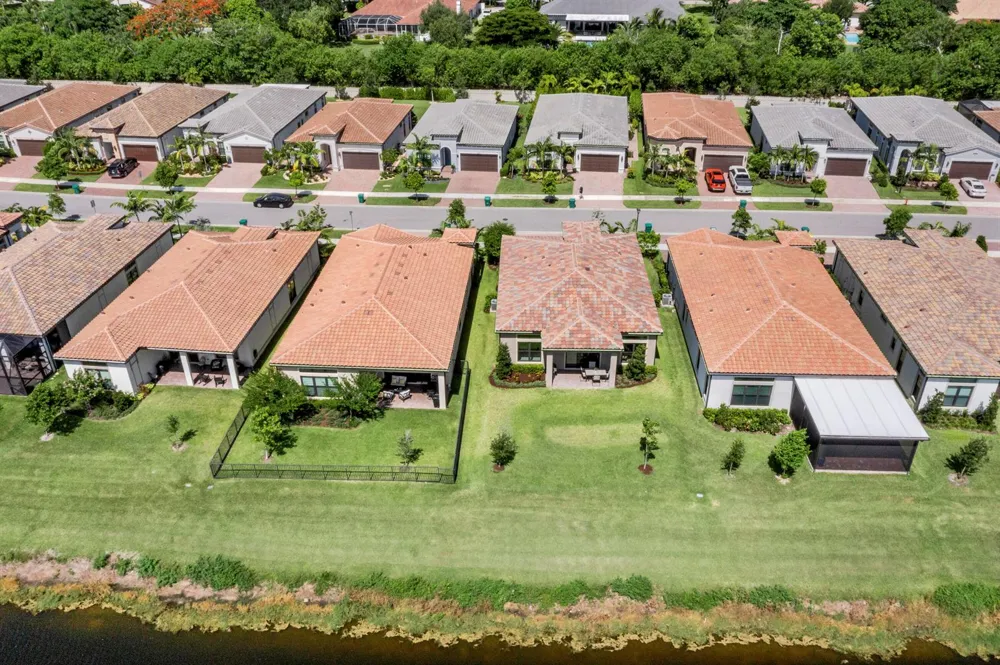 8098 LIBERTY WAY Parkland, FL 33067