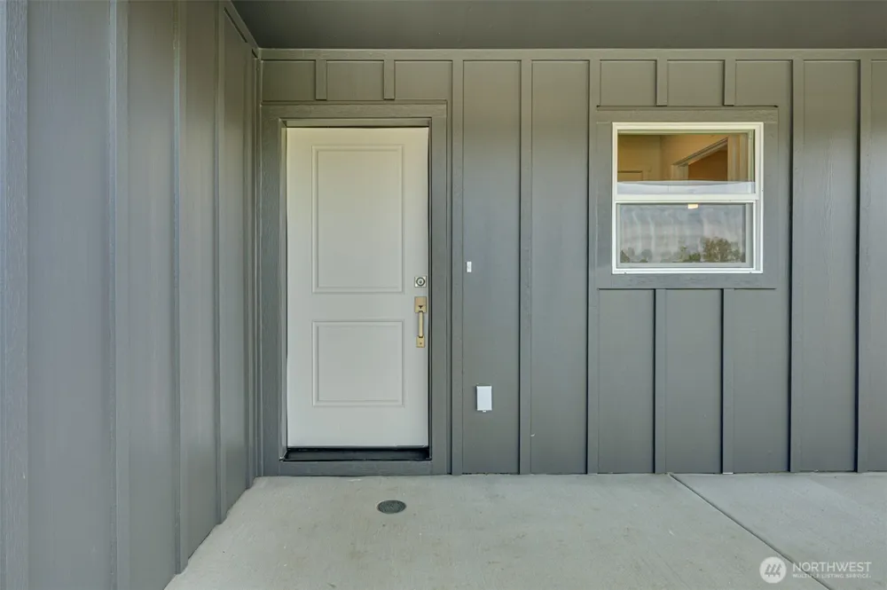 2010 Henderson Way Longview, WA 98632
