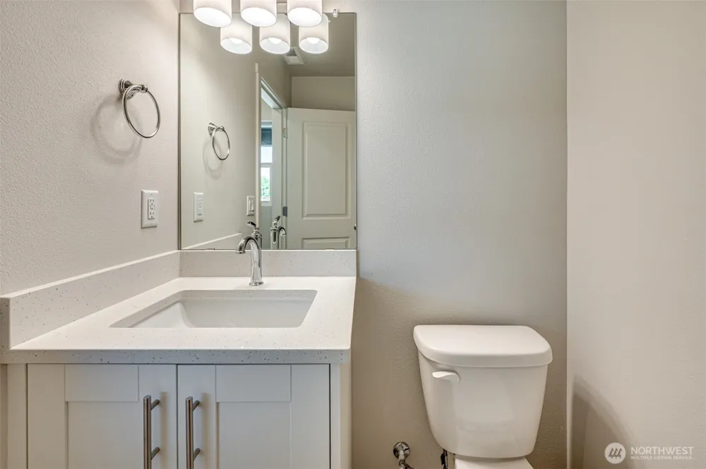 2010 Henderson Way Longview, WA 98632