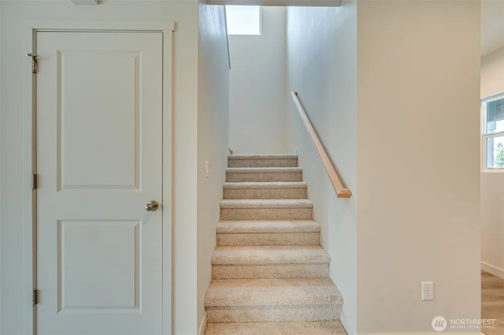 2010 Henderson Way Longview, WA 98632