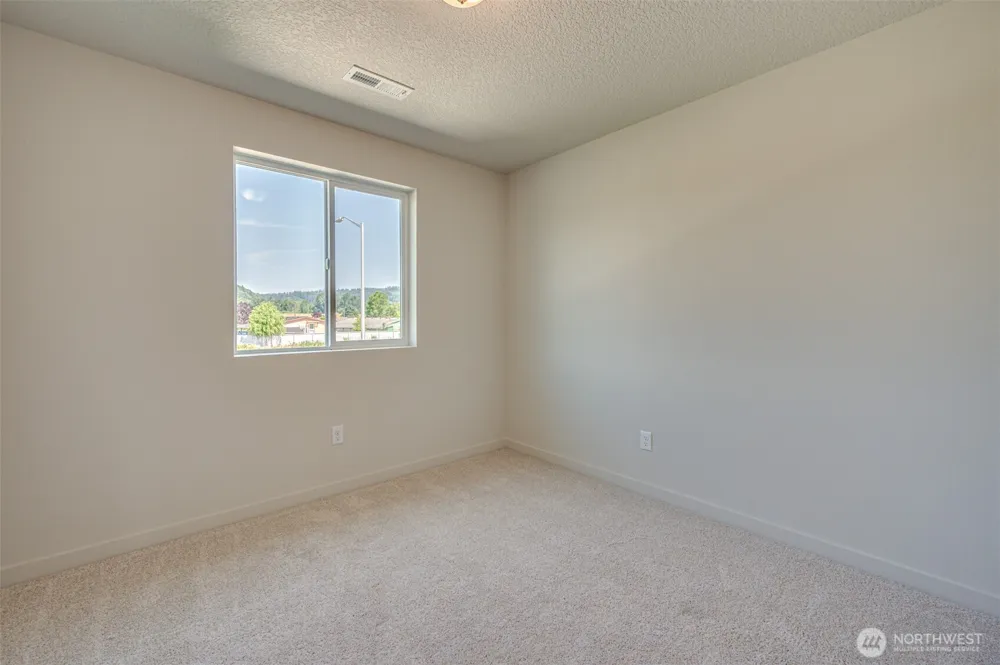 2010 Henderson Way Longview, WA 98632