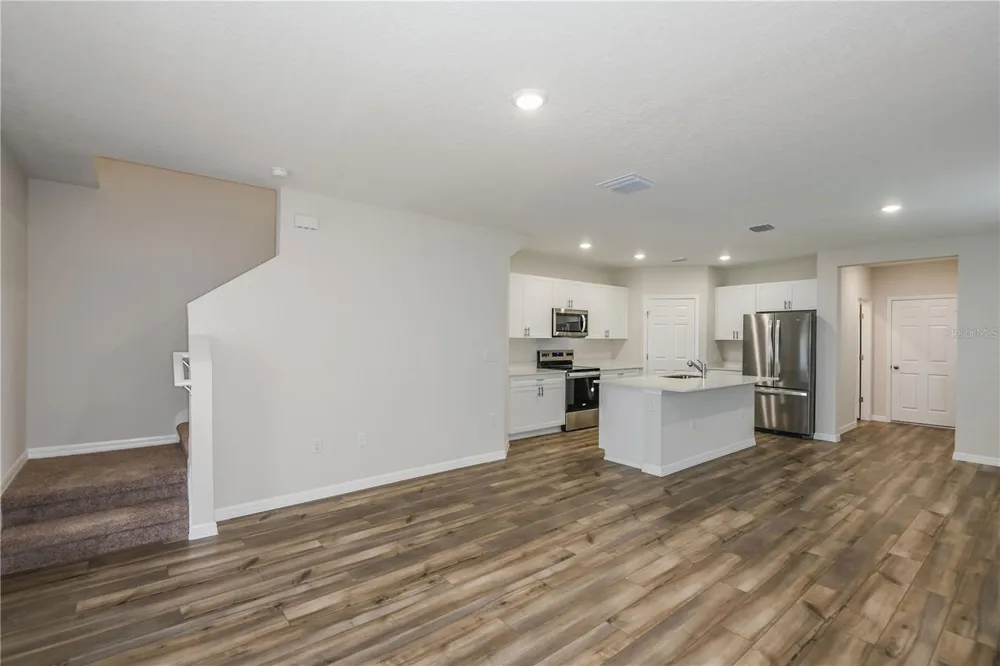 9892 PELICAN COAST DRIVE Dade City, FL 33525