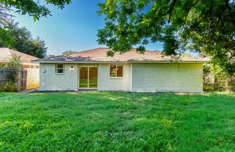 10911 Corona Lane Houston, TX 77072