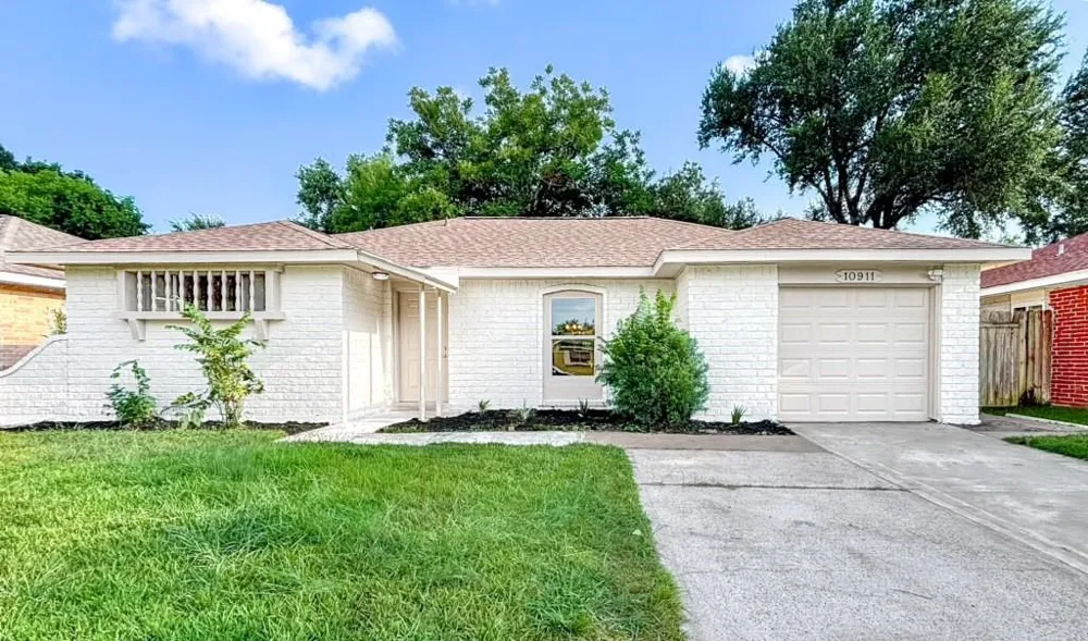 10911 Corona Lane Houston, TX 77072