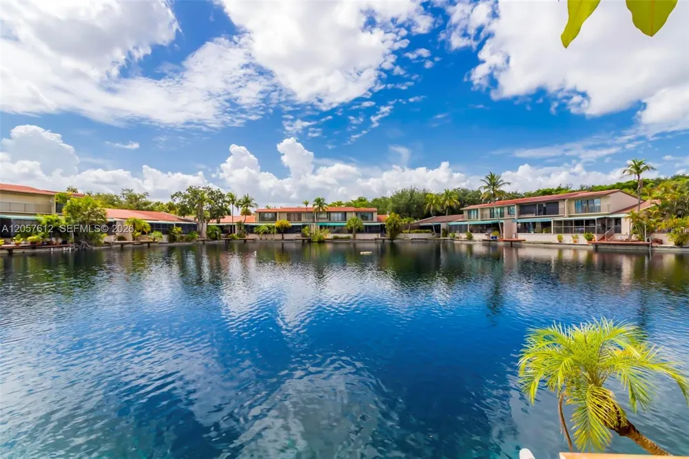8350 Dundee Ter Miami Lakes, FL 33016