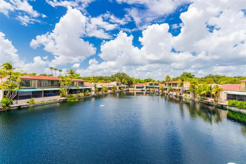 8350 Dundee Ter Miami Lakes, FL 33016