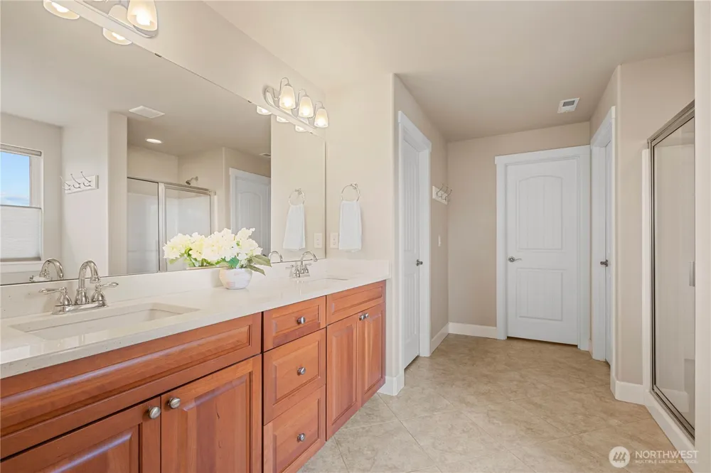 30180 60th Avenue S Auburn, WA 98001