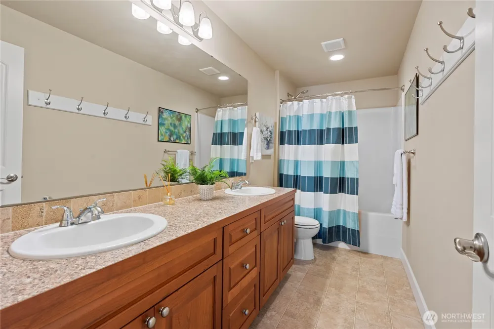 30180 60th Avenue S Auburn, WA 98001