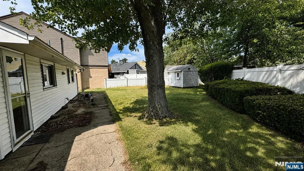 70 Hahn Avenue Rochelle Park, NJ 07662