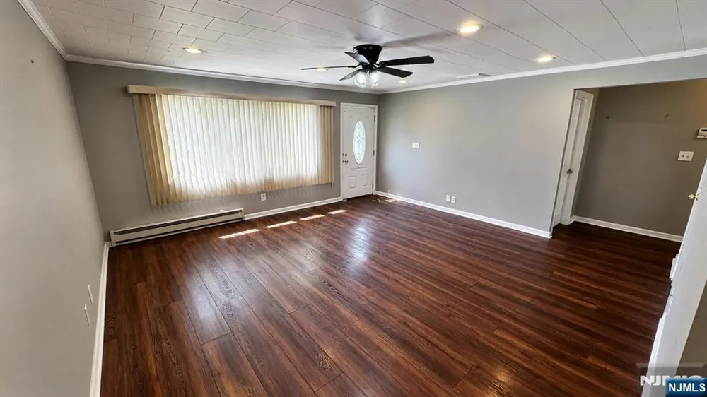 70 Hahn Avenue Rochelle Park, NJ 07662