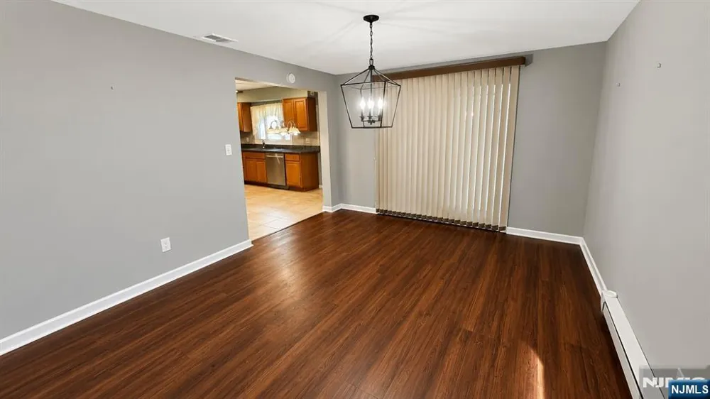 70 Hahn Avenue Rochelle Park, NJ 07662