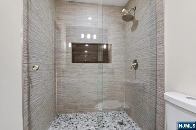 23 Hackensack Avenue Weehawken, NJ 07086