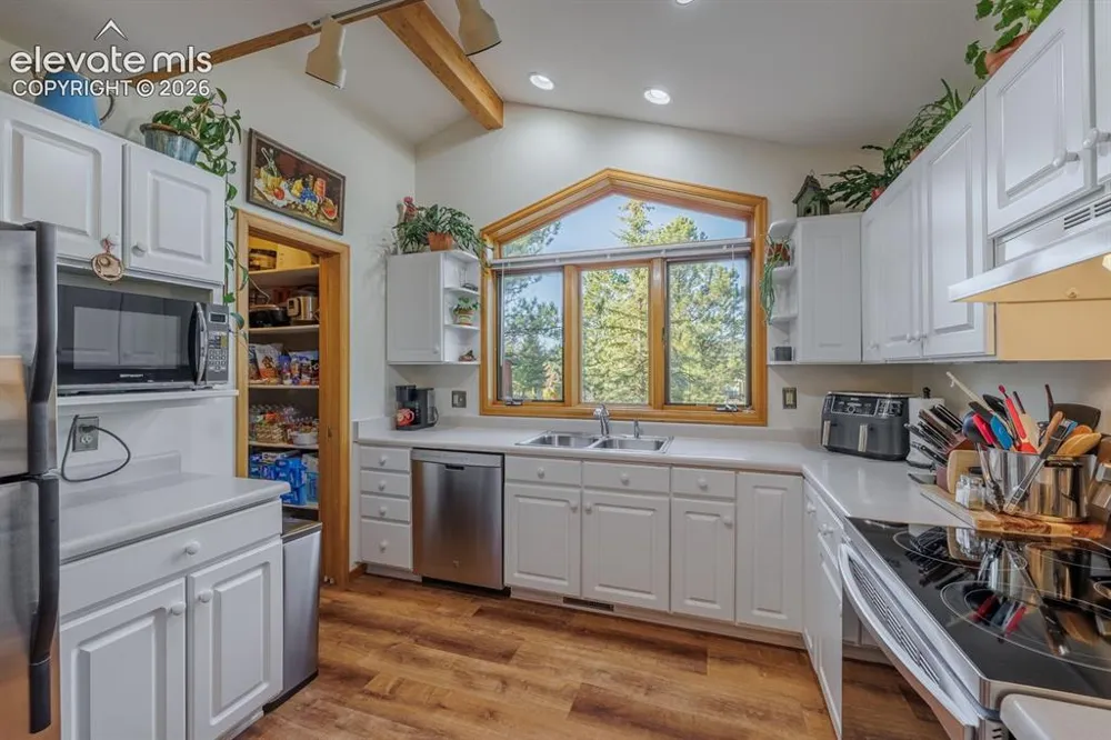 240 Crestwood Drive Woodland Park, CO 80863