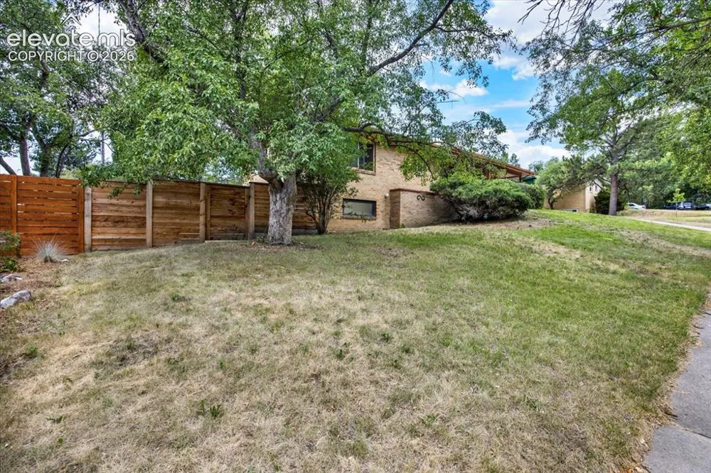 1435 Iowa Avenue Colorado Springs, CO 80909