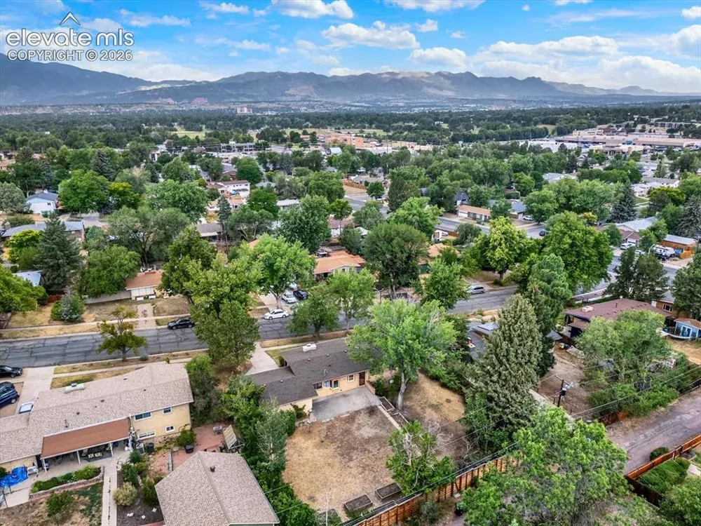 1435 Iowa Avenue Colorado Springs, CO 80909