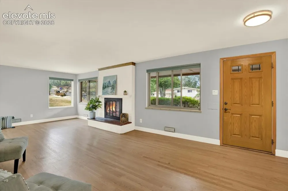 1435 Iowa Avenue Colorado Springs, CO 80909