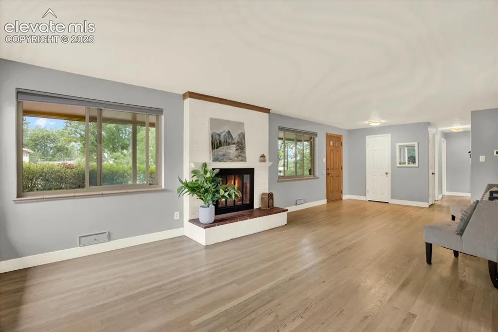 1435 Iowa Avenue Colorado Springs, CO 80909