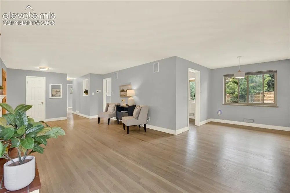 1435 Iowa Avenue Colorado Springs, CO 80909