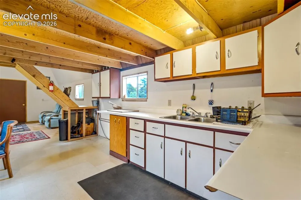 433 Antler Hill Trail Canon City, CO 81212