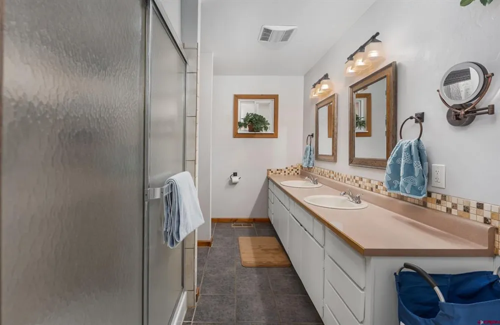 160 Easy Street Bayfield, CO 81122