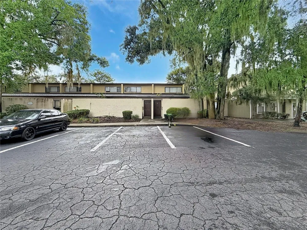 2508 SW 35TH PLACE #A6 Gainesville, FL 32608
