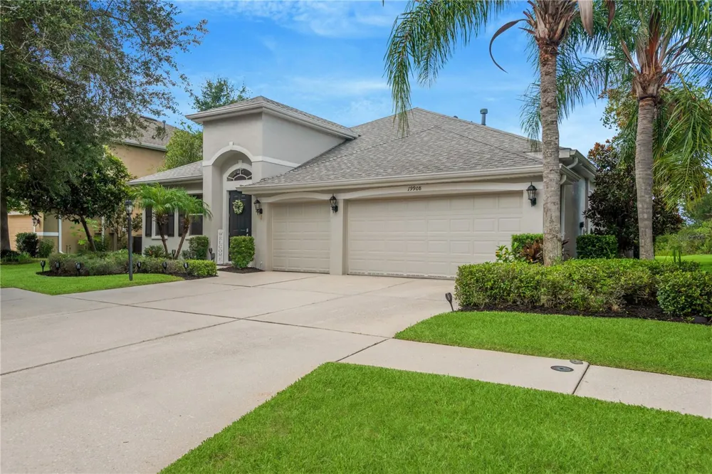 19908 BLUFF OAK BOULEVARD Tampa, FL 33647