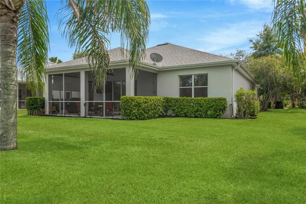 19908 BLUFF OAK BOULEVARD Tampa, FL 33647