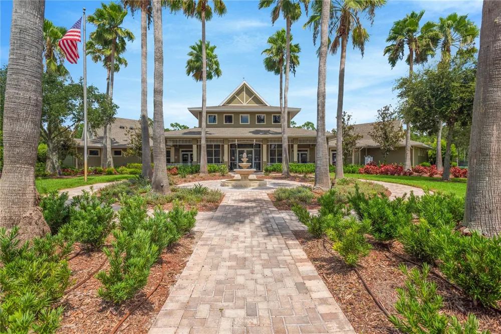 19908 BLUFF OAK BOULEVARD Tampa, FL 33647