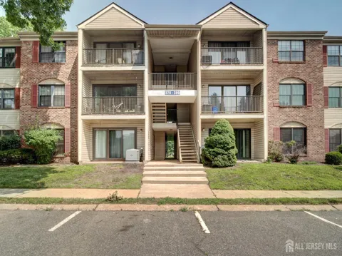 380 Lancaster Court