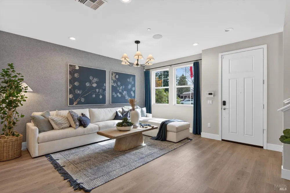 830 Buckley Drive Santa Rosa, CA 95407