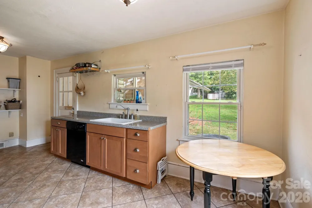 232 Maple Street Rutherfordton, NC 28139